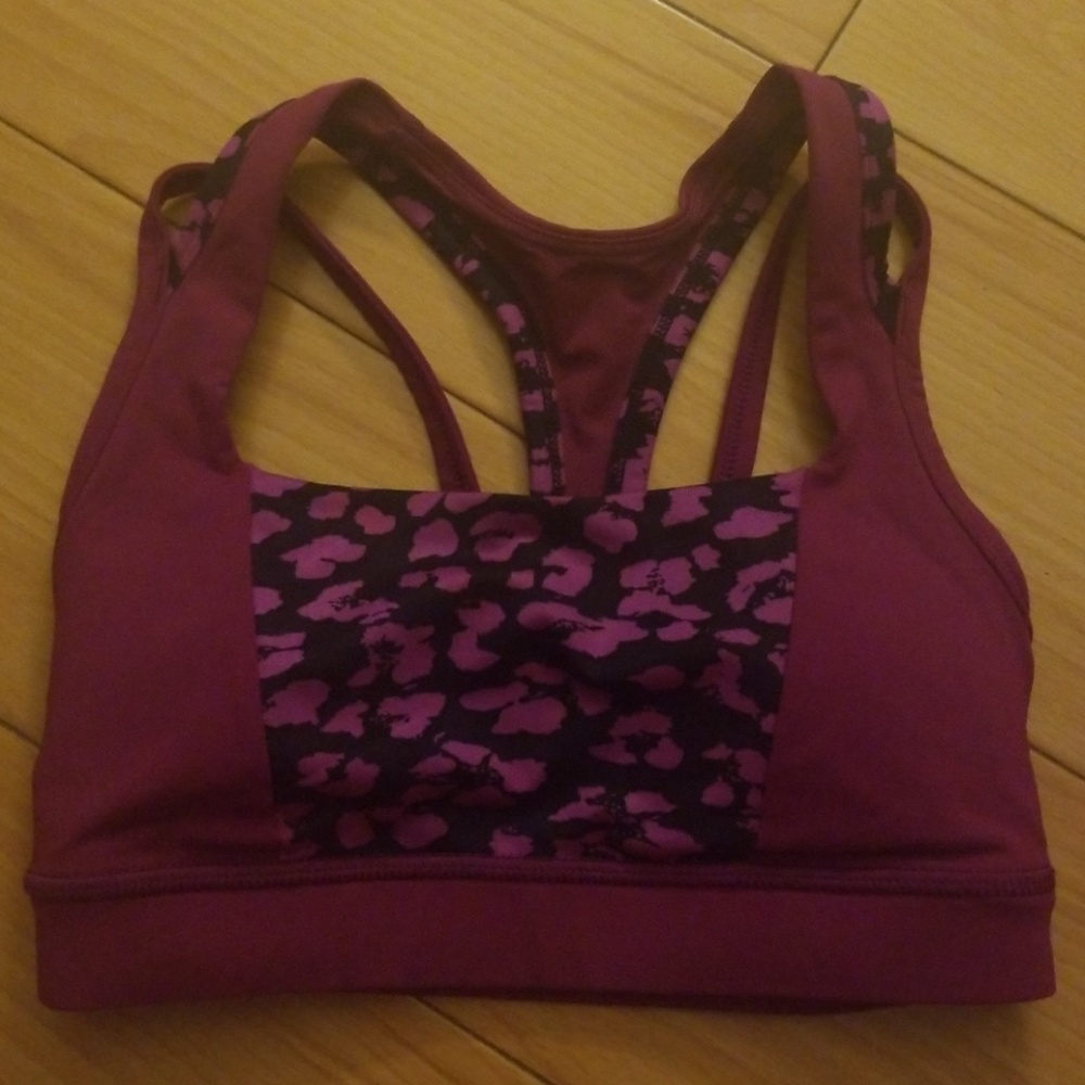 Lululemon Sports bra